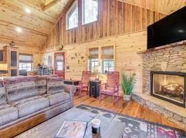 Hot Tub and Fire Pit Dog-Friendly Cabin in Murphy!