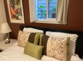 B-Love's Guest House，位于奥克兰的酒店
