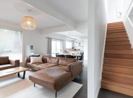 Perfect for Groups or Families in Prospect，位于Kings Meadows的酒店