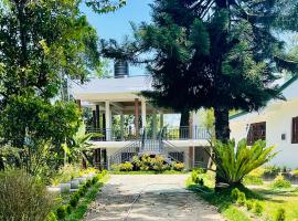Shen Jude holiday Resort，位于班德勒韦勒的酒店
