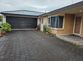 49a Mere Road Taupo，位于陶波的度假屋