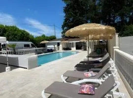 Le Domaine des 24 Heures Piscine 8pers