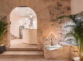 Hotel PALACIO IVAN TARIN，位于Monteagudo del Castillo的酒店