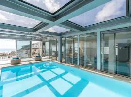 Penthouse Boa Vista - Private Pool & Sea Views