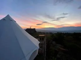 Iraca Glamp