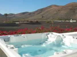 Double with terrace or balcony, WiFi, Breakfast included and Volcano view