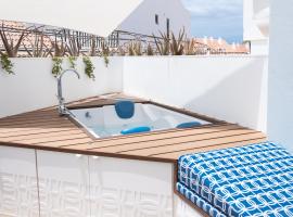WOW APARTMENT with jacuzzi and terrace，位于洛斯克里斯蒂亚诺斯的低价酒店