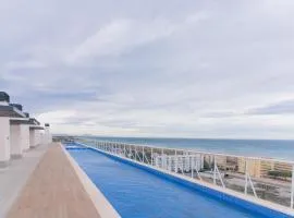 Canet Seaview Gem: Pool & Beach Proximity