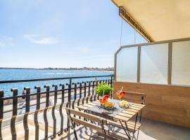 Il Fronte Mare di Naxos Luxury Home，位于贾迪尼-纳克索斯的酒店