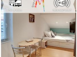 Stop Chez M Select Sense # Qualité # Confort # Simplicité，位于Saint-Fons的公寓