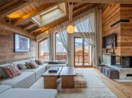 Chalet Yolo with Pool and Spa