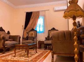 Classy and Relaxy apartment in 6 October city Cairo Egypt，位于十月六日城的酒店