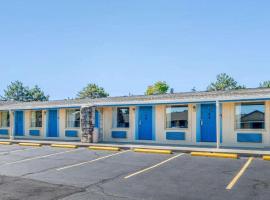 Hilliard Motor Lodge，位于希利亚德的酒店