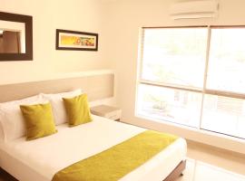 FLORA SUITES DELUXE，位于Menga的酒店