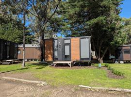 Tiny House 14 at Grampians Edge，位于Dadswells Bridge的小屋