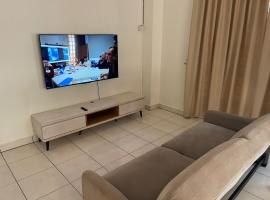 Pelangi Indah 8 Rooms Corner Pool Table，位于乌鲁地南的酒店