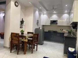 Luxury Home 2BHK 3AC Terrace View Lift Kitchen in Hills Tapovan