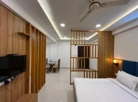 Hotel Shri Radha Nikunj - Opposite Prem Mandir