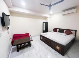 Hotel Inn Janakpuri Dilli Hatt，位于新德里Janakpuri的酒店