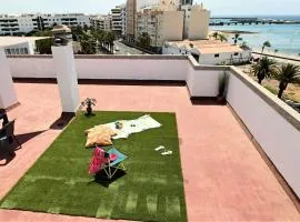 Arrecife playa, céntrico cerca de la playa