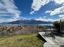 Lake view, Garden, Balcony in Gravedona - Larihome A61