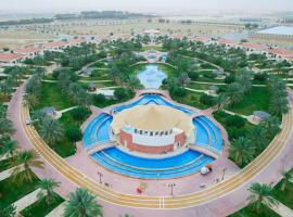 Swiss International Resort Unaizah Al Qassim，位于欧奈宰的度假村