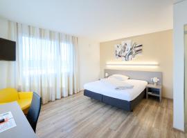 Smart Hotel Kreisel --Self check-In，位于拉亨的酒店