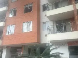 Aparta estudió independiente cerca a la concha acústica (central)