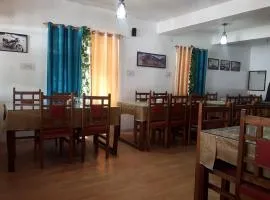 Khardung Laa View Hotel