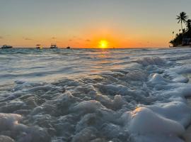 Bavaro Punta Cana Los Corales Beach - DUCASSI - SOL CARIBE，位于蓬塔卡纳的公寓