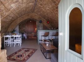 Bab El Mina guest house Byblos，位于朱拜勒的酒店