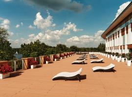 迪菲格兰酒店，位于伊拉华的酒店