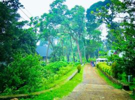 Munnar Tea Estate Hotel and Resort，位于蒙纳的乡间豪华旅馆