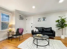 Fun & Charming 1br Apt Near Drake