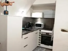 Studio neuf à 15mn de la mer