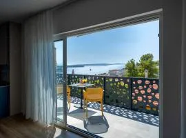 Modern, 2 bedroom apartment