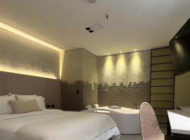 Sonata 44 Hotel Laureles，位于麦德林Laureles - Estadio的酒店