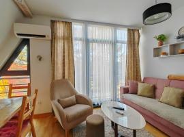 Apartman Monika Wind Resort，位于迪瓦伊巴雷迪威采巴勒山附近的酒店