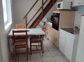 Location petite maison，位于Quillebeuf-sur-Seine的酒店