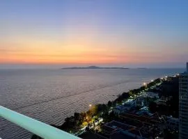 View Talay 7 Seaview Apartments