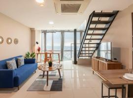 Time Suit Cozy loft with WiFi and pool，位于Klapadua的酒店