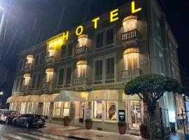 Hotel Roma，位于萨里亚的酒店