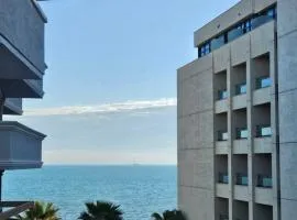 Sea view Apartament. Luxury Area in Durres beach.