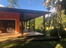 Casa de Campo Refúgio Lazzoli - Morretes，位于莫雷蒂斯的酒店