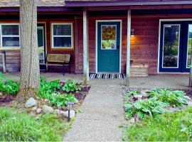 Nokasippi on 9 Brainerd Cabin and Cottage Sleeps up to 15，位于布雷纳德的酒店