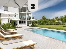 The Ebberly House by Brightwild - Amazing Pool in Gated Community