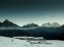 Mountain Lodges of Nepal - Kongde，位于Kongde的酒店