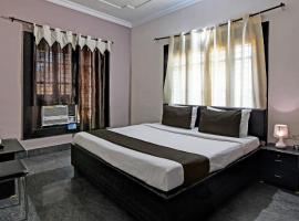 OYO Flagship Regal Stays，位于Khandagiri的酒店