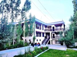 Shalla Heritage，位于Stak的酒店
