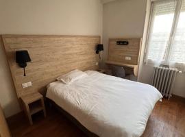 Hotel Le D'artagnan，位于维克费藏萨克的酒店